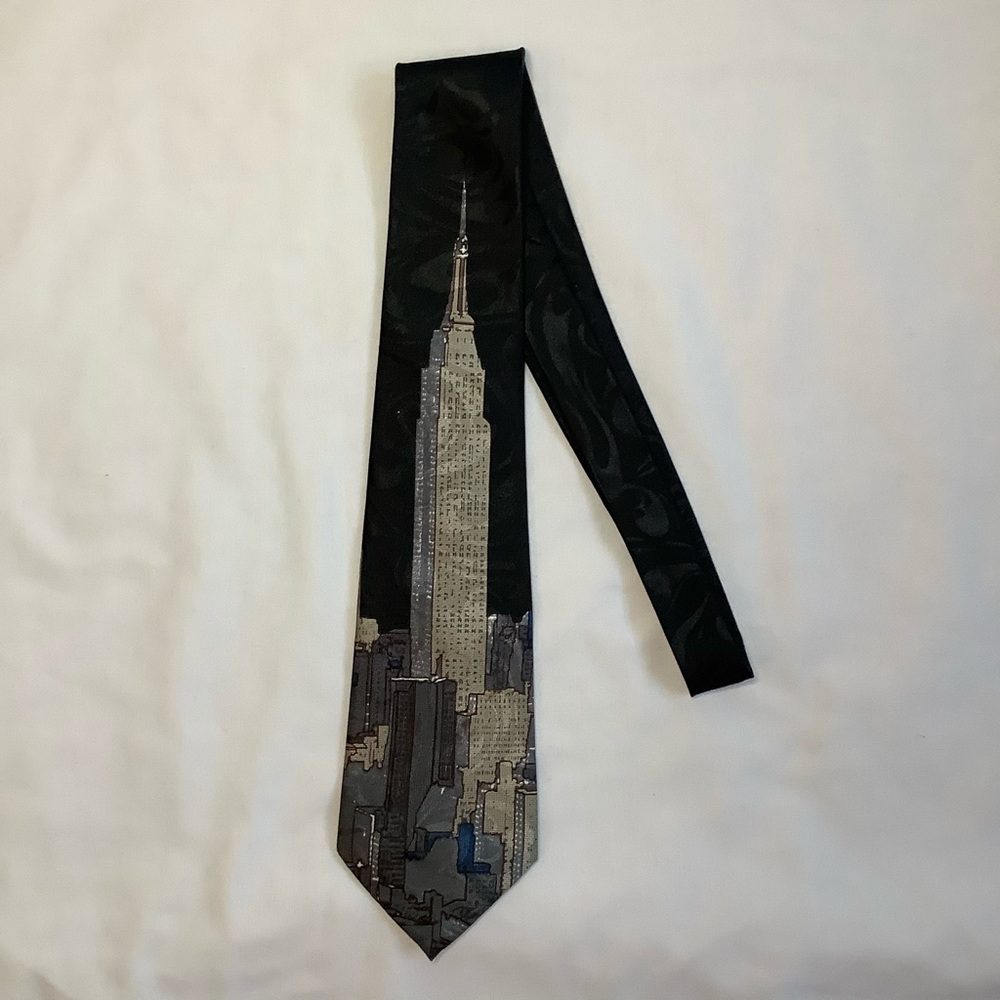 Empire State Building Tie